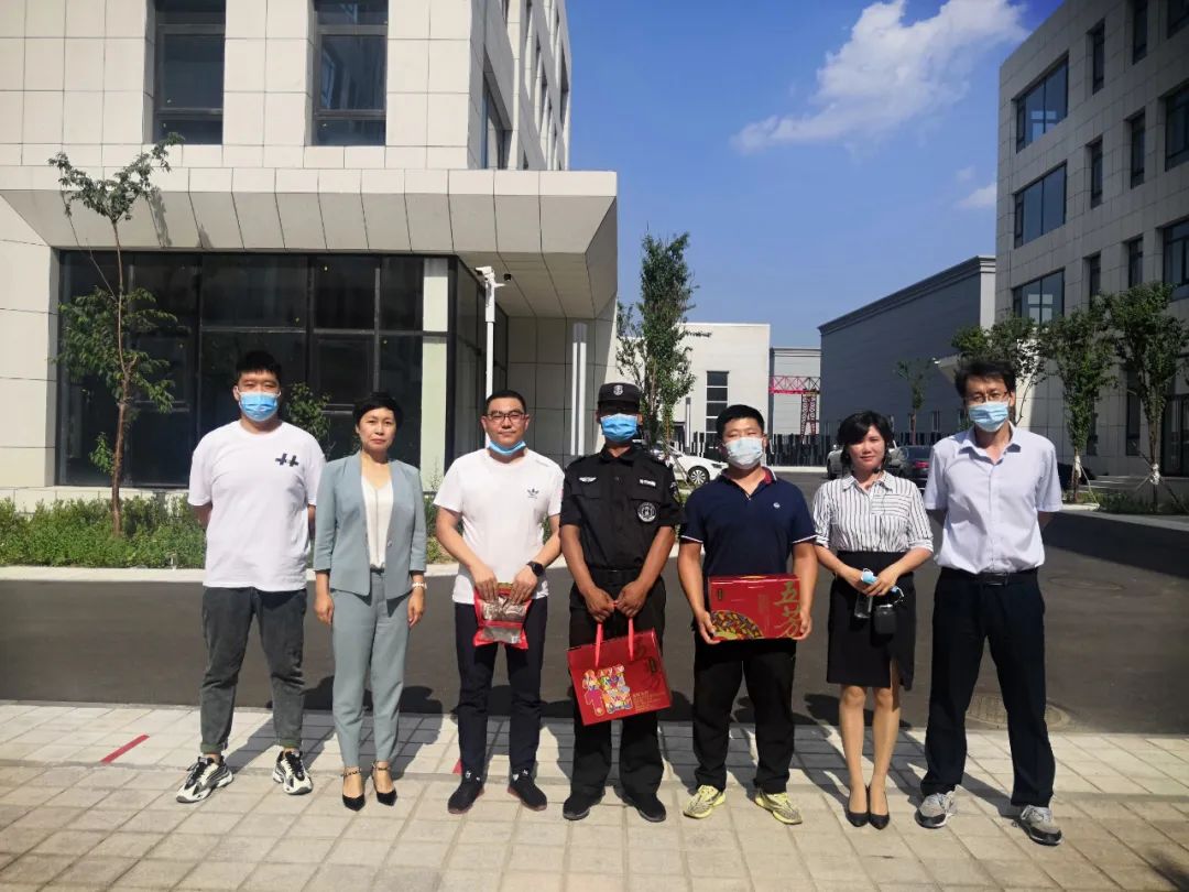 “拔出精彩，赛出水平”力海企业港业主联谊活动
